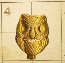 Load image into Gallery viewer, Tigers eye owl pendant.
