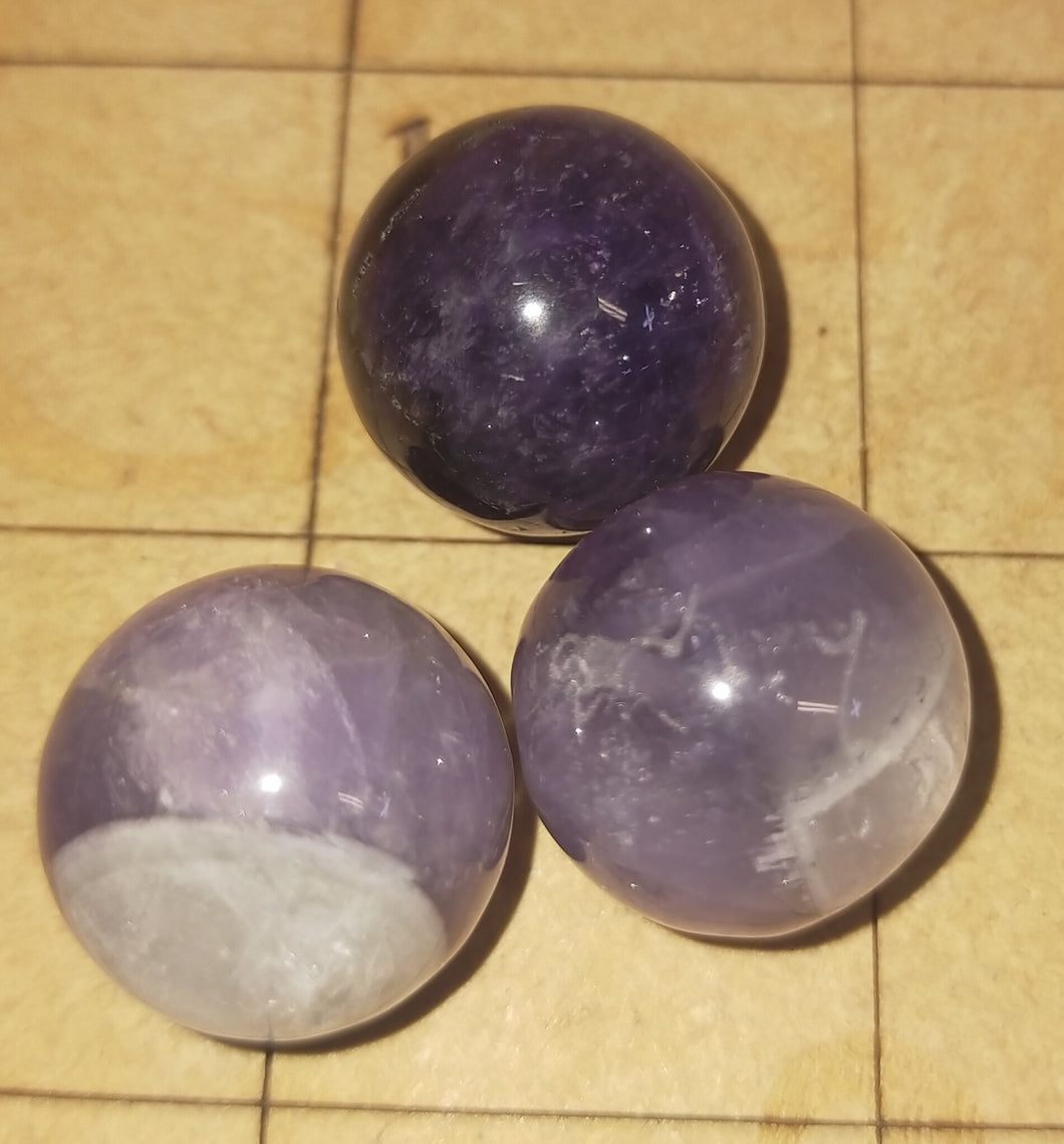 Amethyst half drilled spheres 18mm